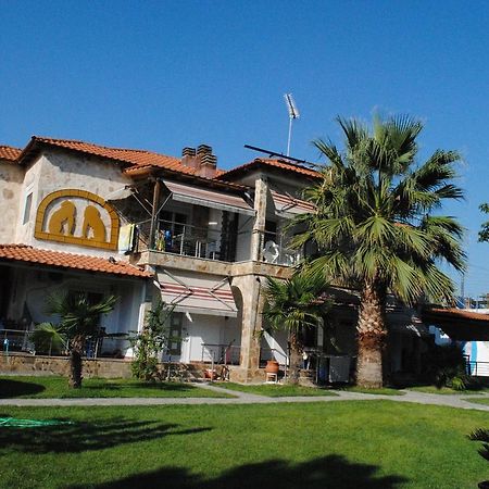 Hotel Fernando Ofrínion Exterior foto